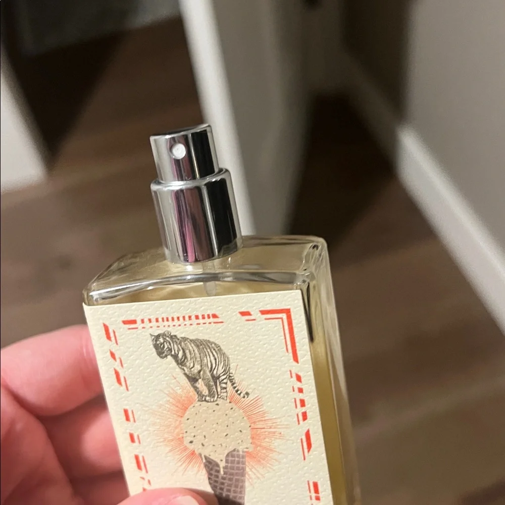 Imaginary authors a whiff of waffle cone perfume - Picture 7 of 8